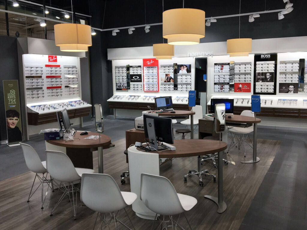 Rénovation et aménagement opticien Krys à Roncq l Graine d_Espace assistance à maîtrise d&#039;ouvrage