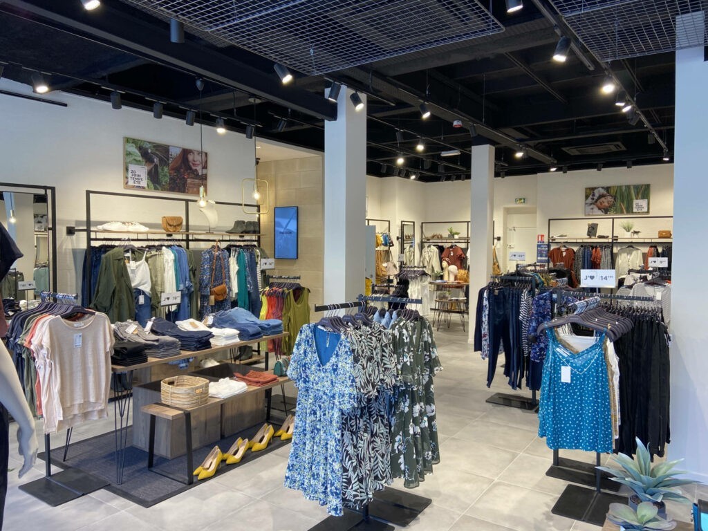 Conception et aménagement Promod Dunkerque l Graine d_Espace 5