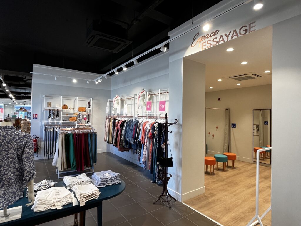 Conception et réalisation aménagement/ Graine d'espace / Grain de Malice Conception et réalisation aménagement/ Graine d'espace / Grain de Malice